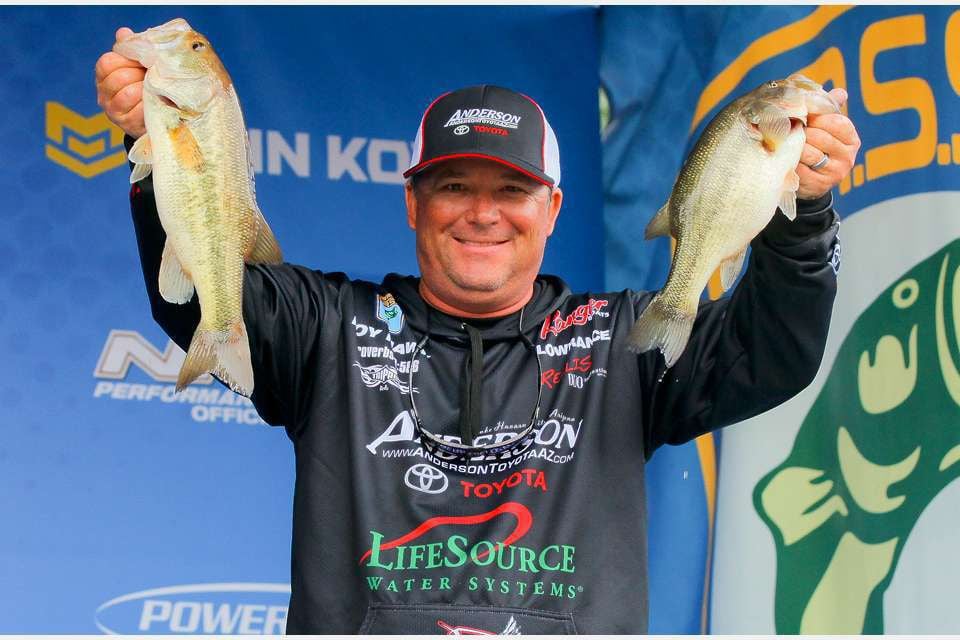 This Southern Illinois native went from Makanda ponds to the Bassmaster  stage