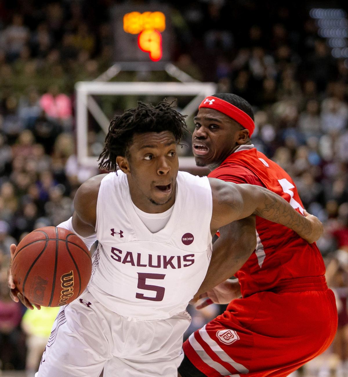 Siu Men S Basketball Saluki Freshmen Unfazed By Big Minutes Salukimania Thesouthern Com