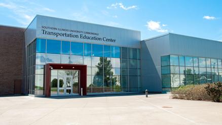 SIU's Simon Institute to host Metro East leadership weekend - Vimarsana News