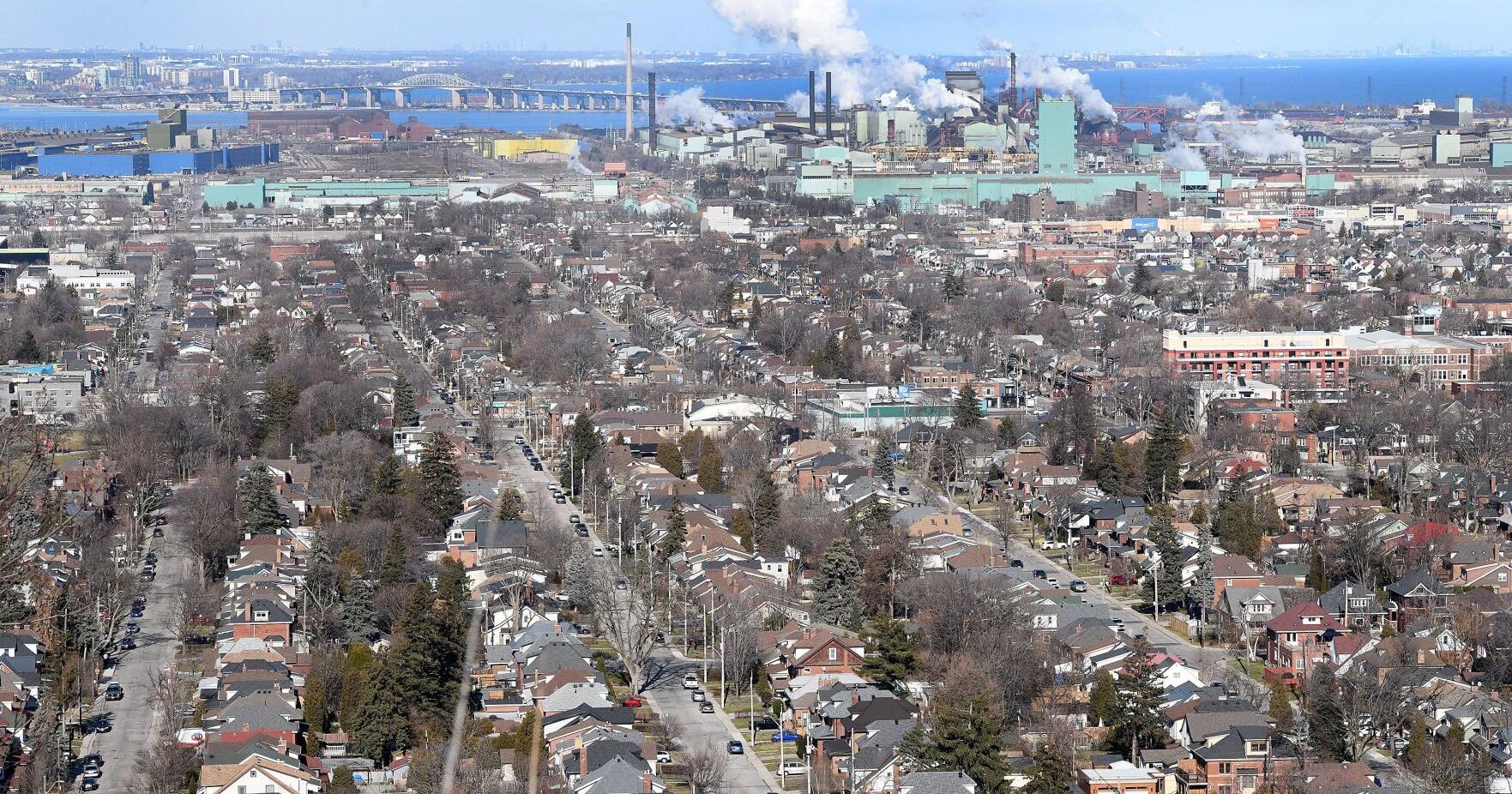 Hamilton soot complaints surge past 475 in nine days