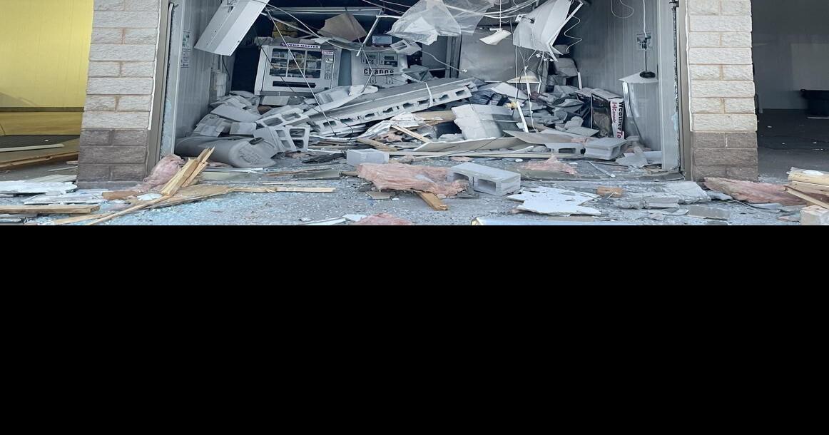 Pair arrested for ramming Stoney Creek car wash with truck