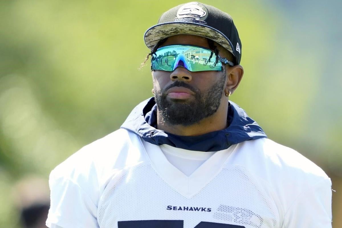 Seahawks linebacker Jordyn Brooks comes off PUP list, eligible to return to  practice