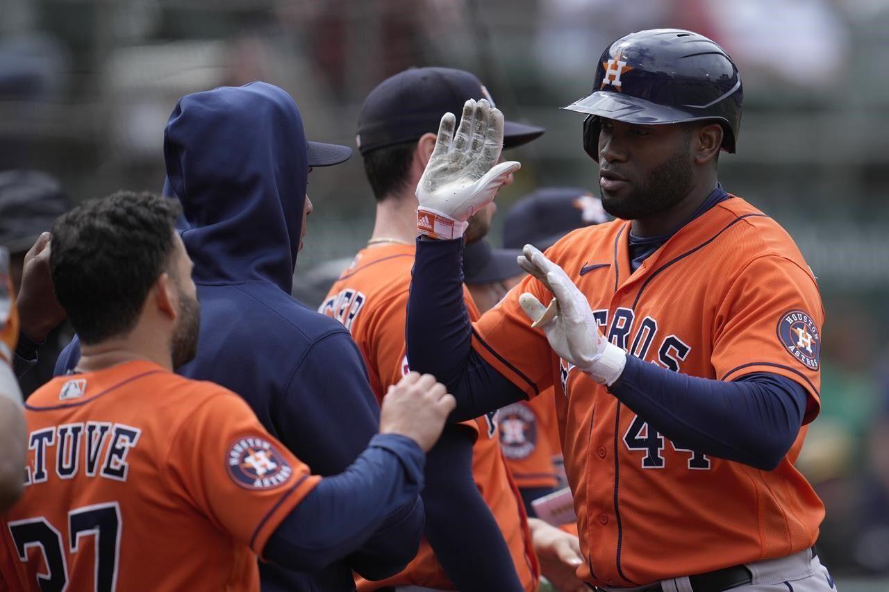 Houston Astros' Yordan Alvarez likely out a month with oblique injury