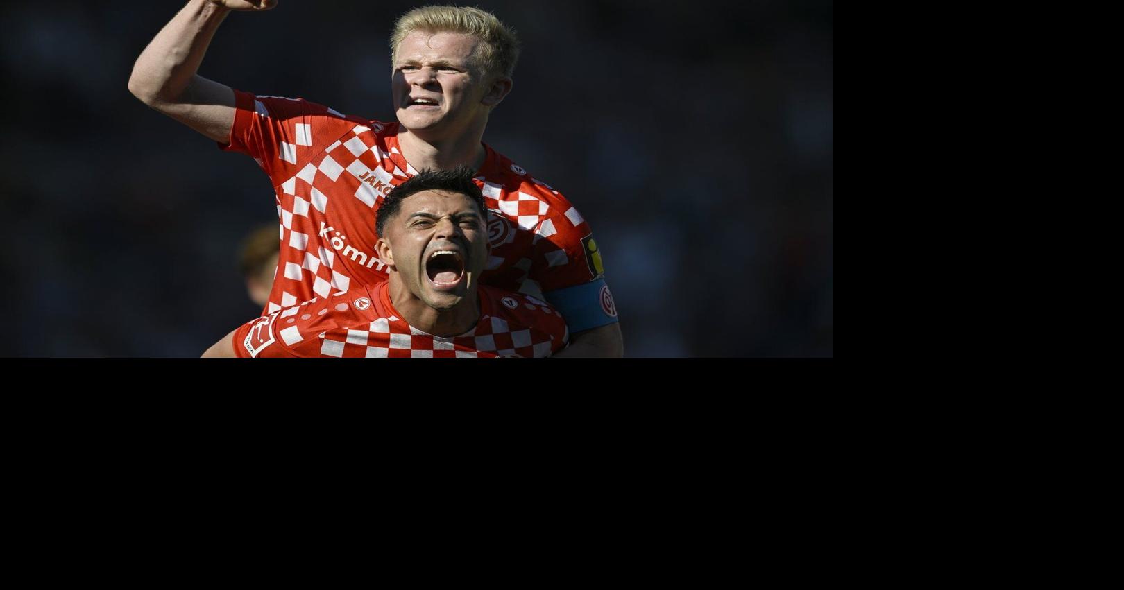 Frankfurt Fans Celebrate