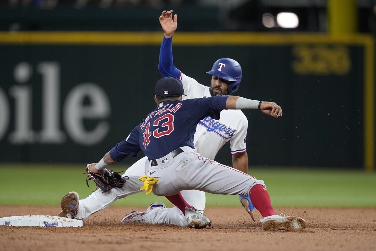 McCormick homers twice and drives in 4 runs to lead the Astros to