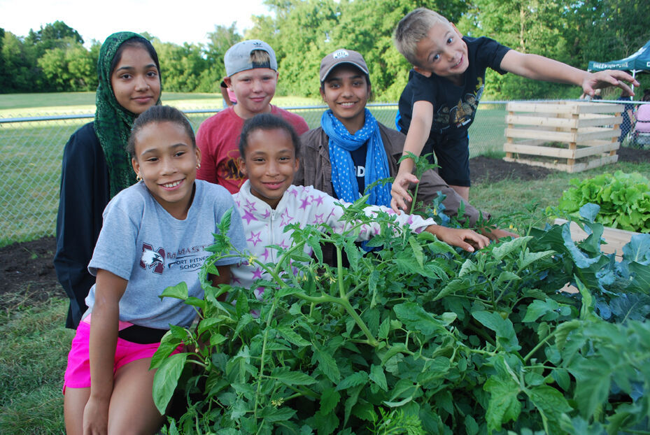 Riverdale Community Salad Bowl Garden officially opens