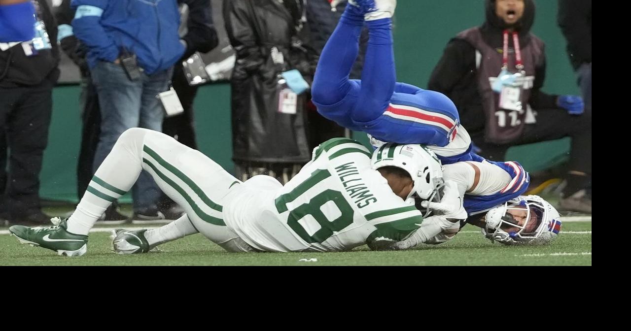 Chef's kiss Davante Adams' arrival means more to cook up for Jets