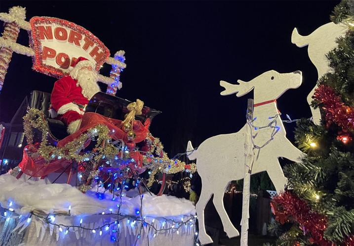 See dates and times for Santa parades in Hamilton and area