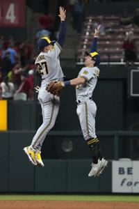 Adames leads Brewers to 6-1 victory over Cardinals