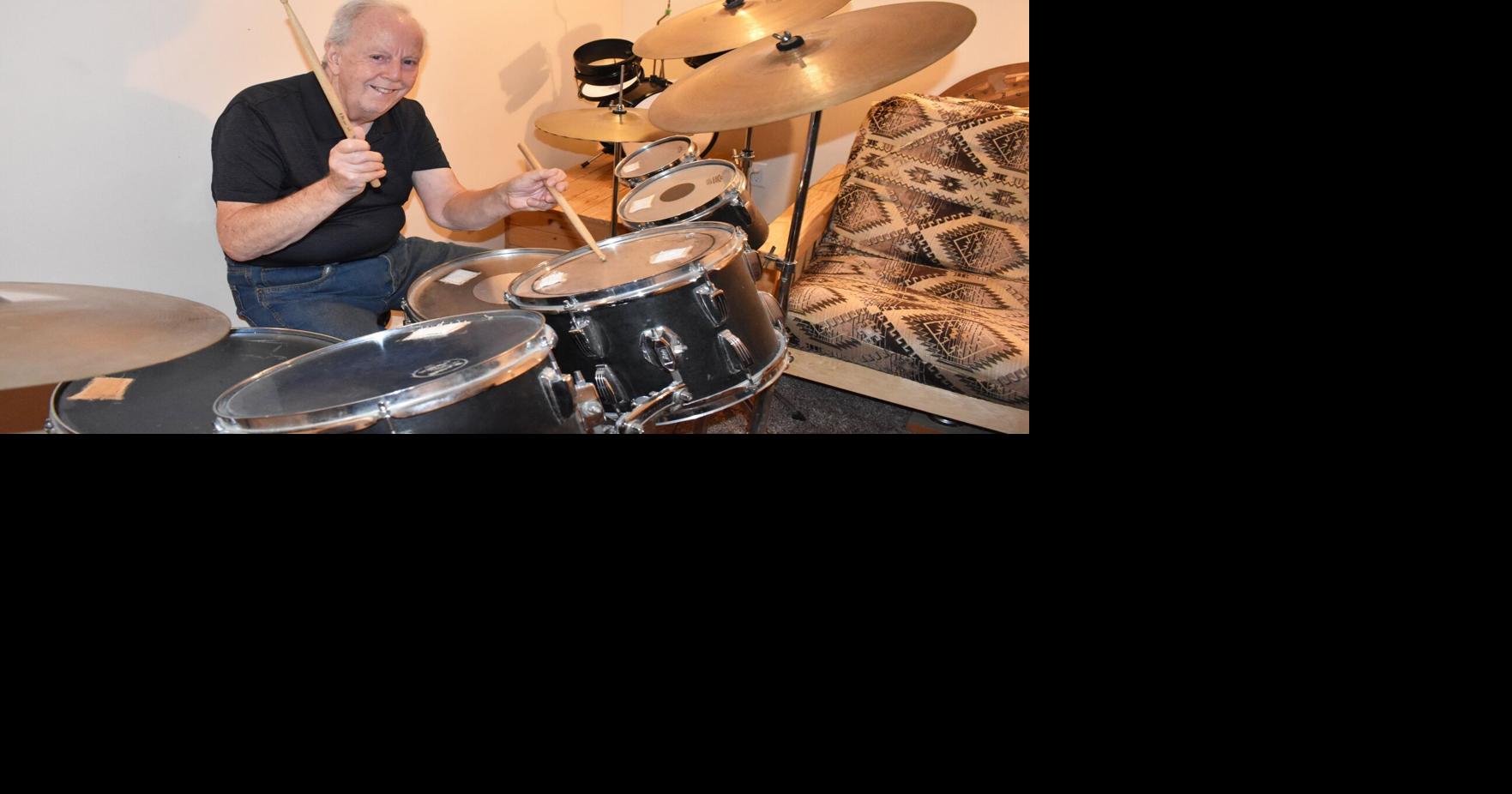 Hamilton Mountain resident Drumming for Dementia