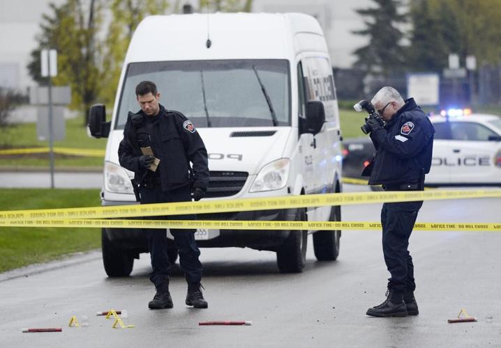 Hamilton police investigate shooting on Oriole Avenue in Stoney Creek