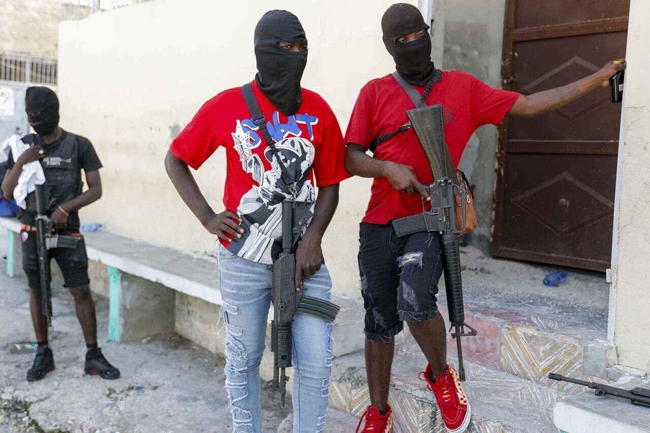 Politicians seek new alliances to lead Haiti as gangs take over