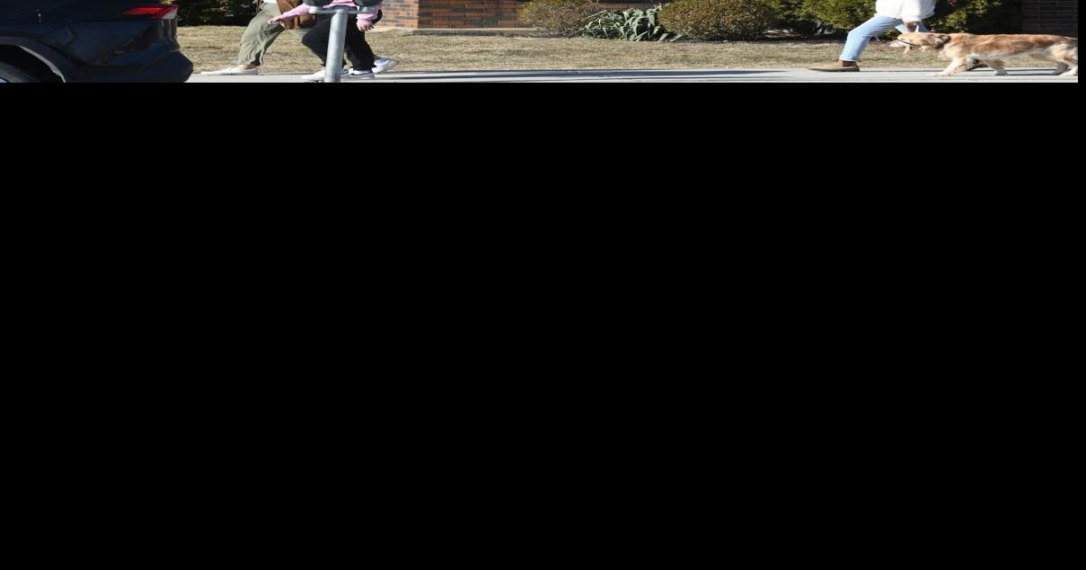 The safe apartments bylaw aims to regulate conditions in common areas of larger rental buildings 