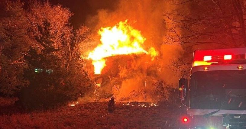 Suspicious Fire Rips Through Cafe Next to NZ's Oldest Building