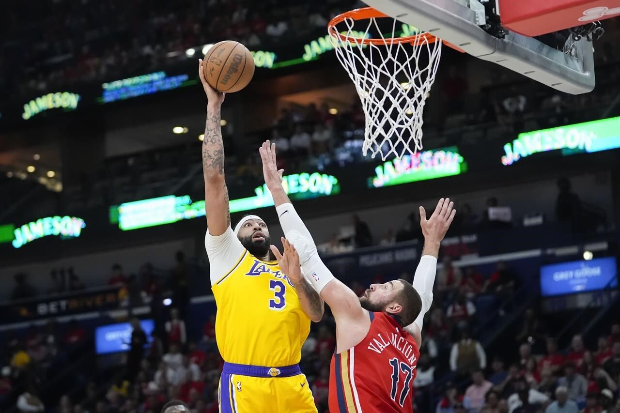 LeBron James And The Lakers Beat Pelicans In Play-in, Earn A Playoff ...