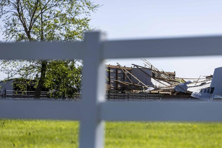 AP PHOTOS: Severe storms batter parts of the US Midwest and South