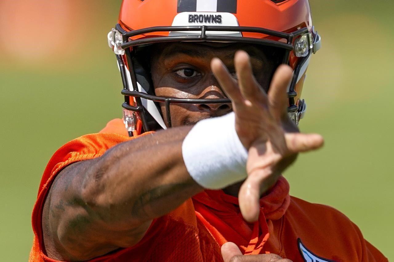Browns QB Deshaun Watson selected as 1 of 5 team captains on eve of 1st  full season after suspension