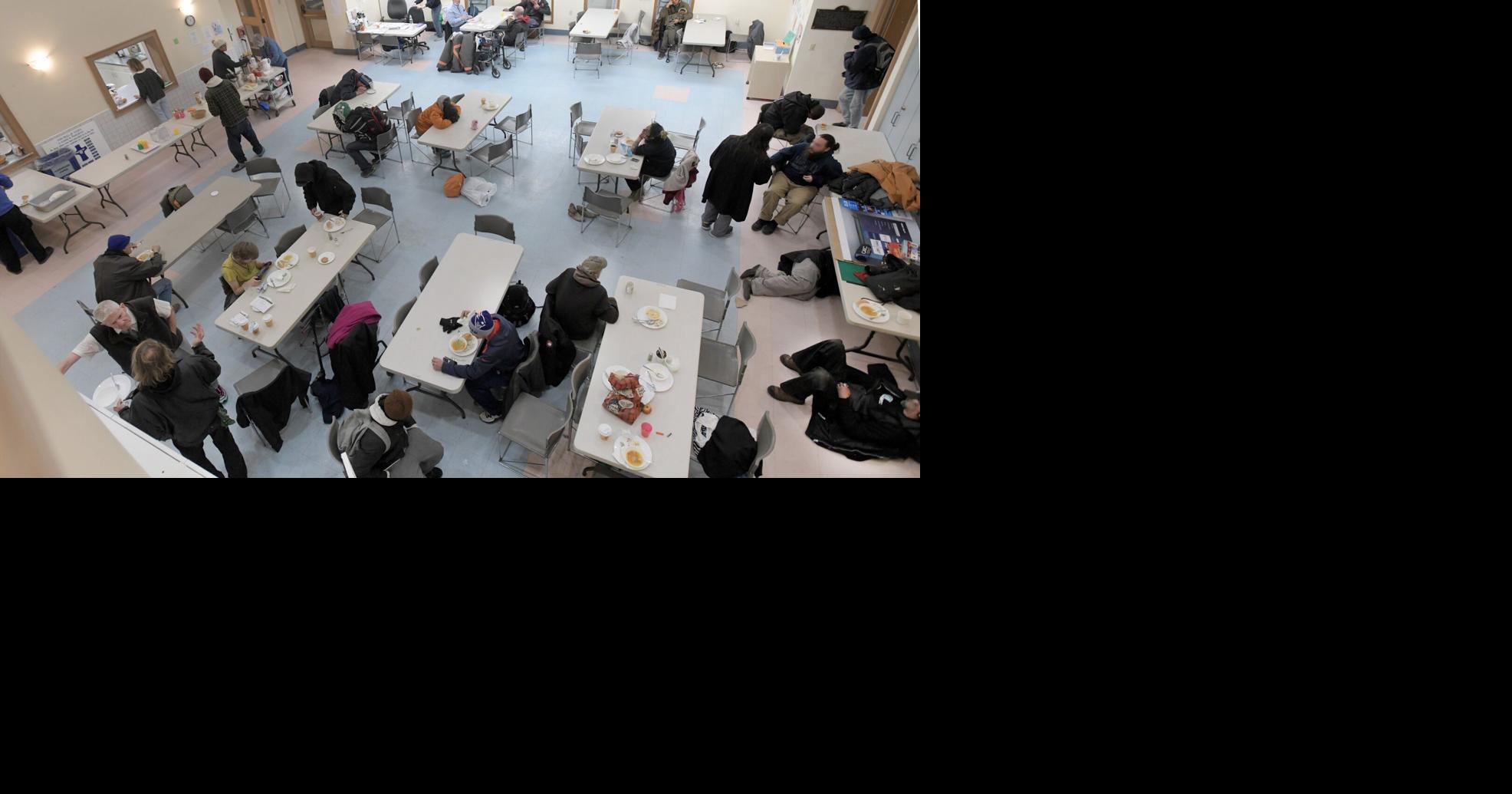 Crumbling ceiling forces downtown Hamilton drop-in to close