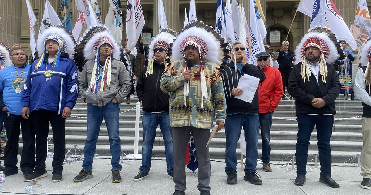Nations Unity First Nations unity displayed at rally against separatism at Legislature