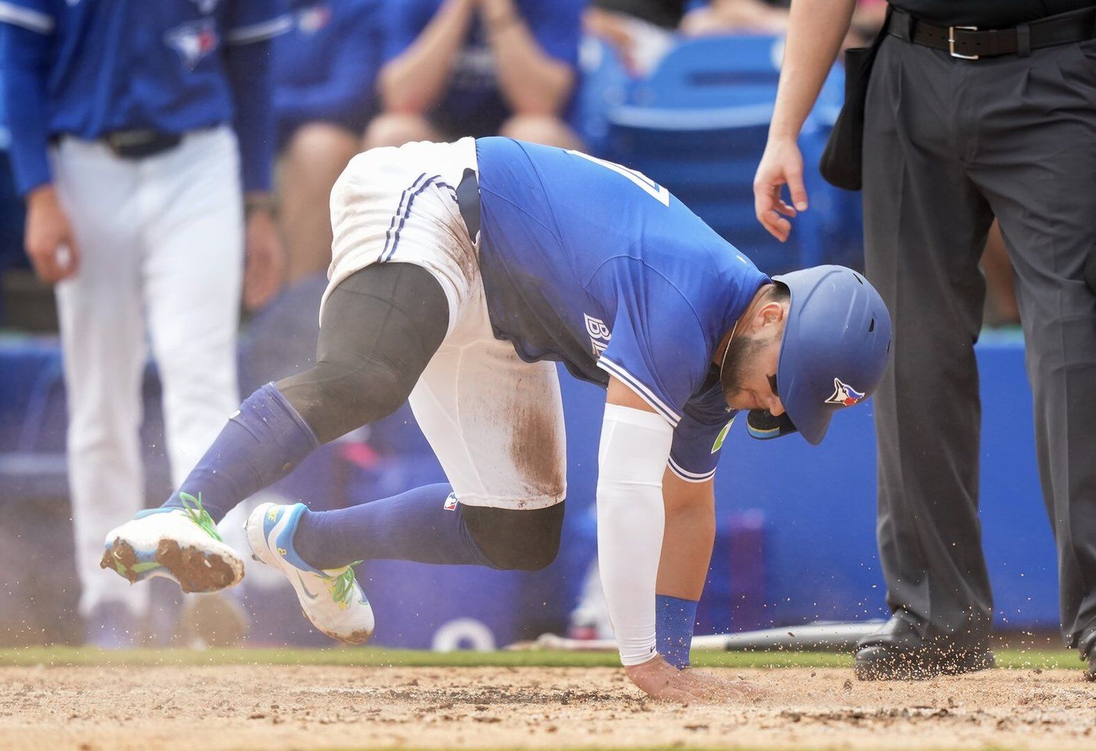 Bo Bichette bags three singles in three innings, Blue Jays