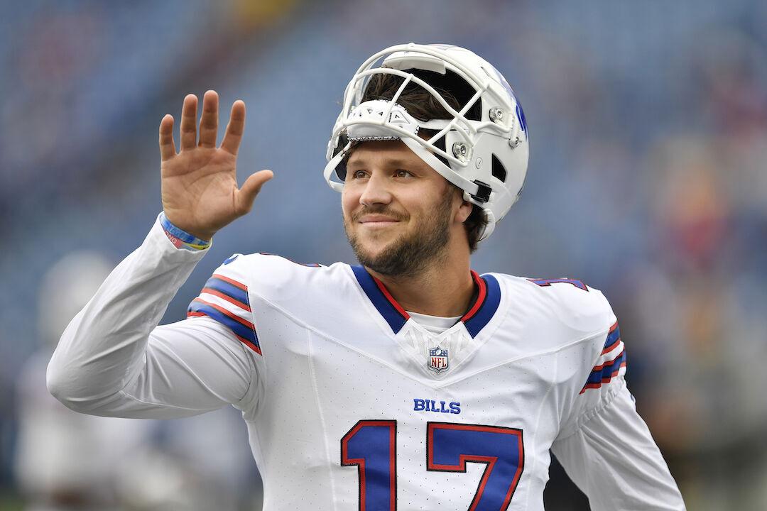 Buffalo Bills linebacker Baylon Spector runs on the field during the second  half of a preseason NFL football game against the Indianapolis Colts in  Orchard Park, N.Y., Saturday, Aug. 13, 2022. (AP