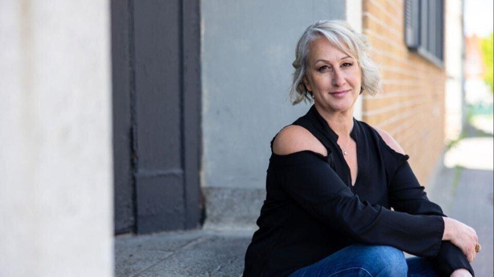 An Ontario woman’s scathing obituary for her dad raises questions: Do we have to be nice to the dead? And what do they owe us?