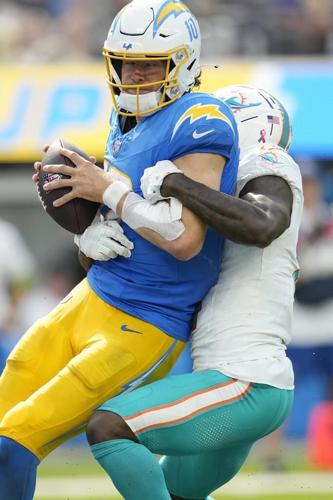 Justin Herbert and Chargers fall flat late in loss to Dolphins