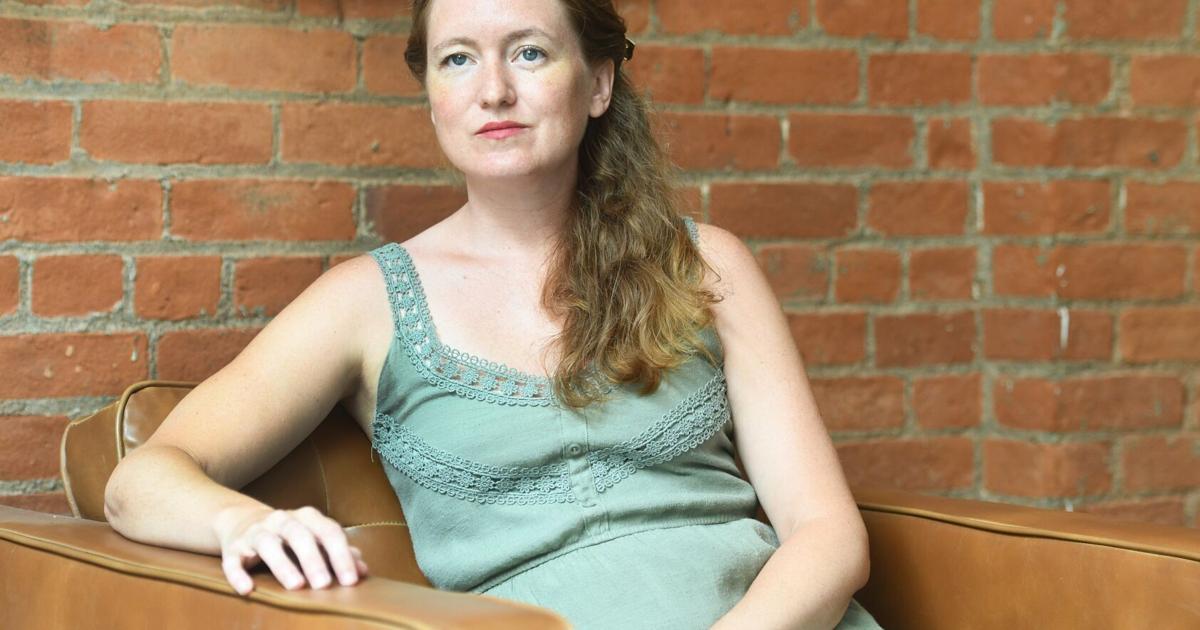 Hamilton immigration lawyer suspended after law society dismissed early warning