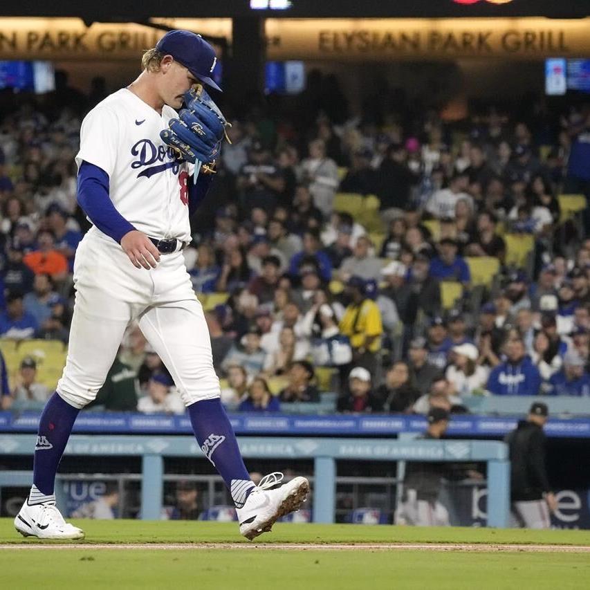 Dodgers capitalize on Giants' physical and mental blunders to win