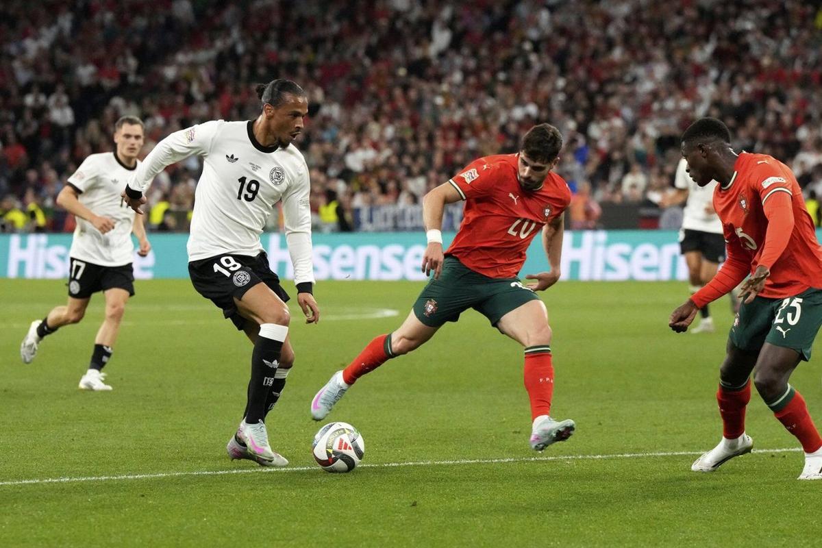 Leroy Sané bids Bayern fans goodbye ahead of a likely move to Galatasaray