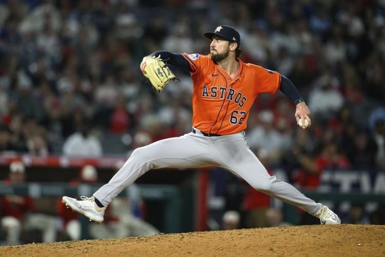 Astros score winning run on a wild pitch for a 3-2, 10-inning victory ...