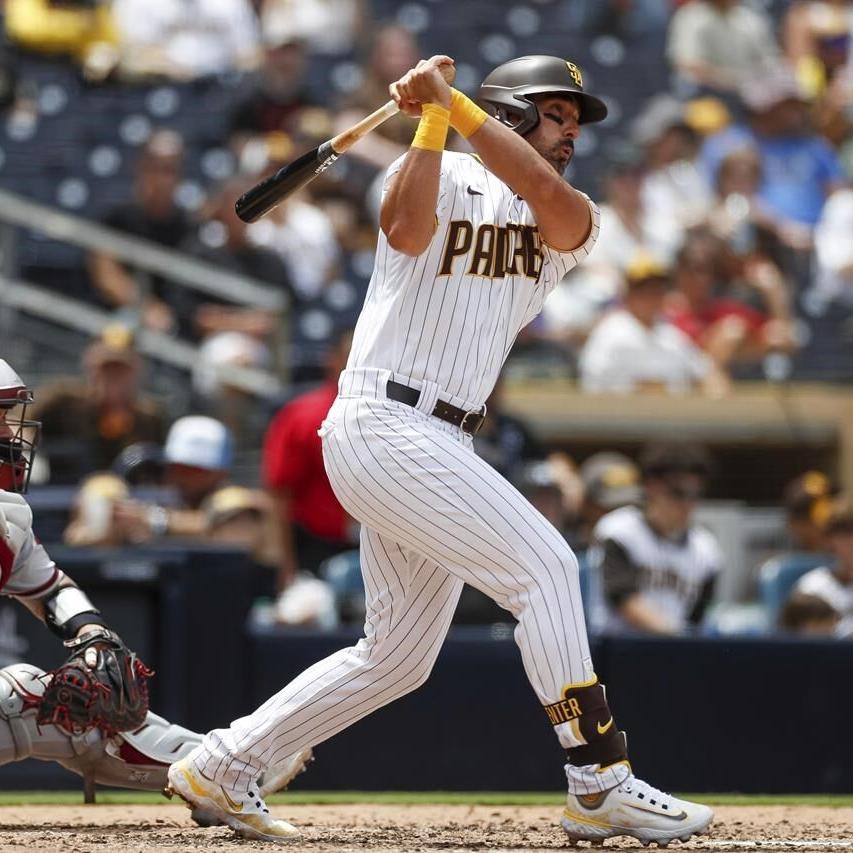 Moreno hits a grand slam to help the Diamondbacks beat the Padres 8-1 for a  doubleheader sweep