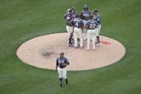 Rangers broadcaster Nadel back in booth for '23 debut after treatment for  mental health issues