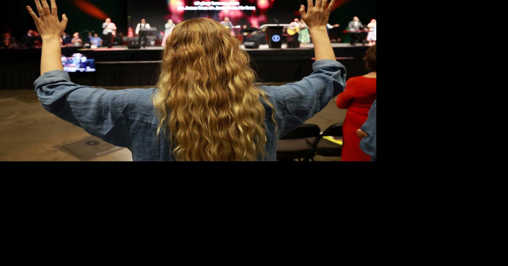 As US debates gender roles, some women in male-led faiths dig in on ...