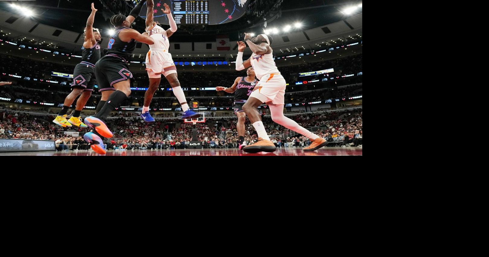 Devin Booker scores 30 points, Jalen Green adds 25 as Suns hold off ...