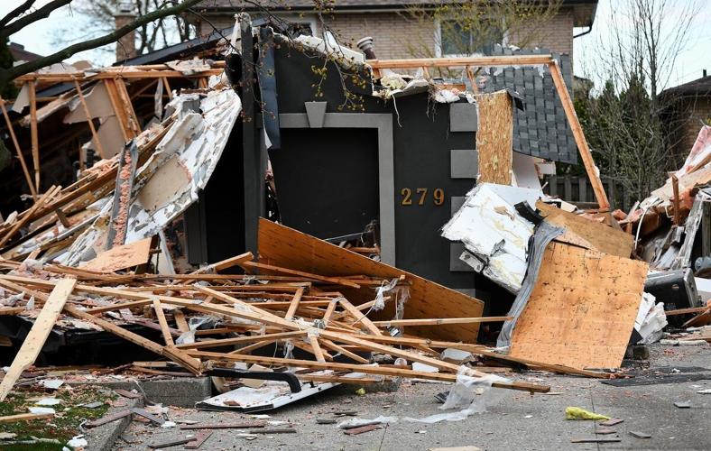 Investigators looking for cause of Hamilton Mountain house explosion