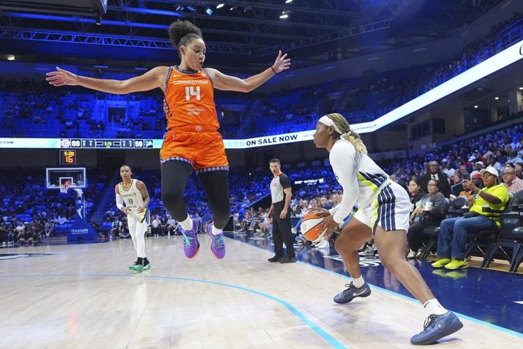 Short-handed Dallas Wings fall to Atlanta Dream 100-78