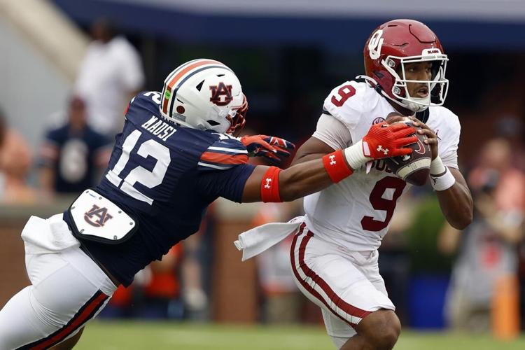 No. 18 Oklahoma and freshman QB Hawkins take aim at No. 1 Texas in