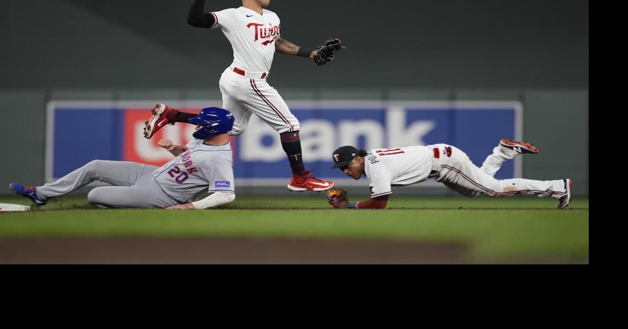 Carlos Correa leads Twins to 9-3 win over Tigers