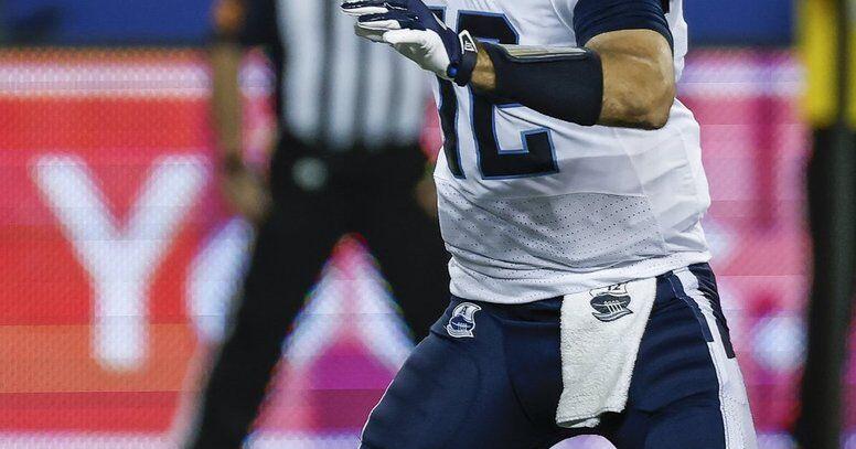 Source: Veteran quarterback Kelly agrees to extension with Toronto ...