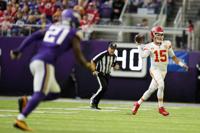 Patrick Mahomes, Chiefs withstand rally by Zach Wilson, Jets to