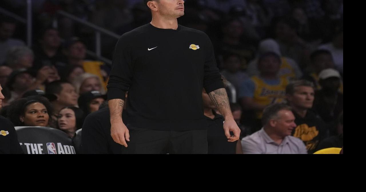 JJ Redick comes clean about watching game film in car wash