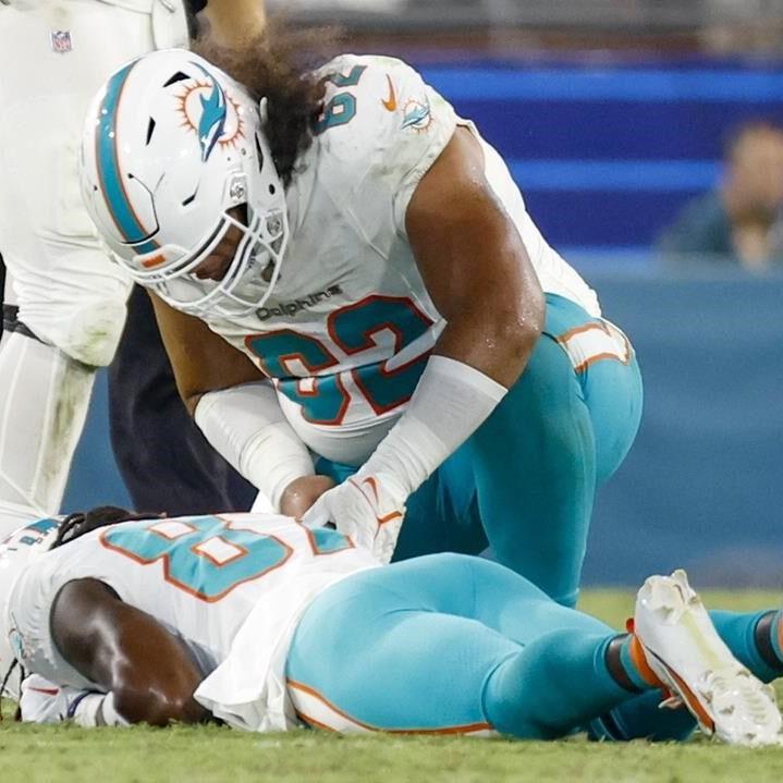 Daewood Davis of Dolphins carted off field after collision; preseason game  vs. Jaguars halted – KTSM 9 News