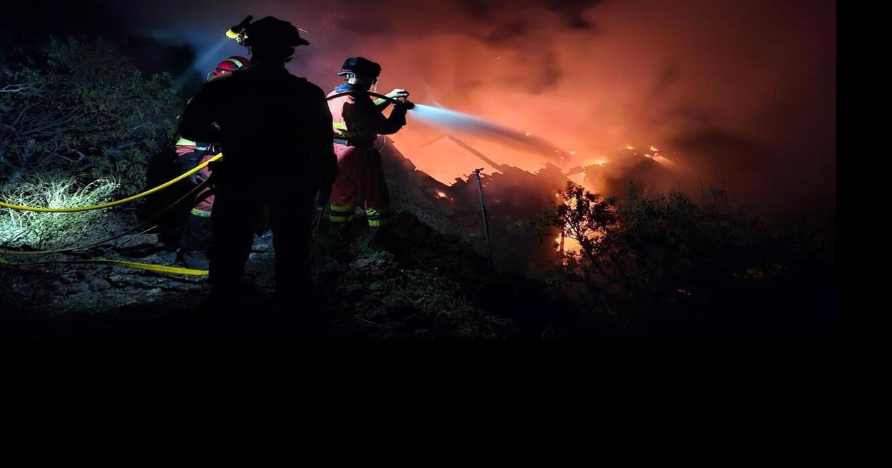 El mejor clima está ayudando a frenar el incendio forestal de La Palma en las Islas Canarias de España