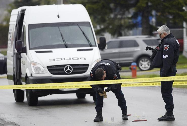 Hamilton police investigate shooting on Oriole Avenue in Stoney Creek