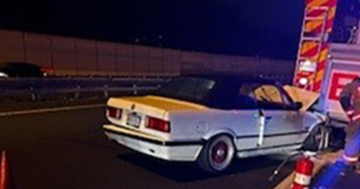 Car hits fire truck on Hwy. 403; driver allegedly impaired - Vimarsana News
