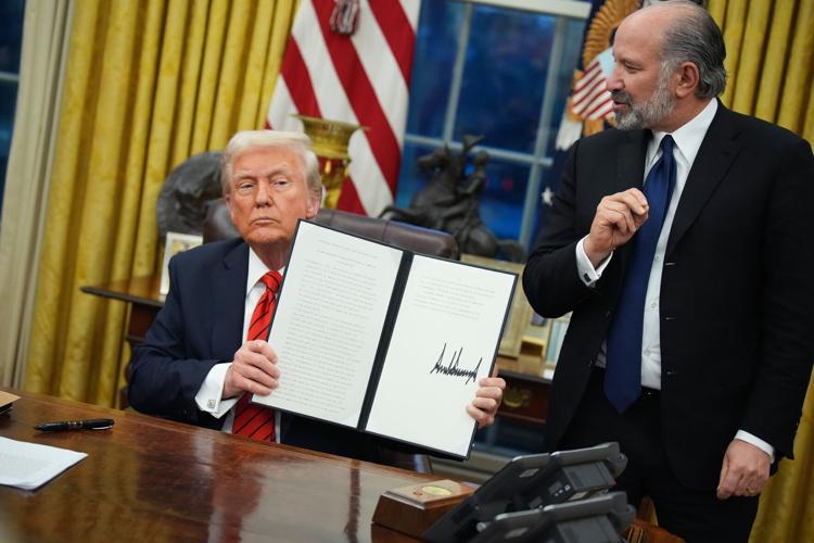 Trump hits Canadian aluminum and steel with 25 tariff