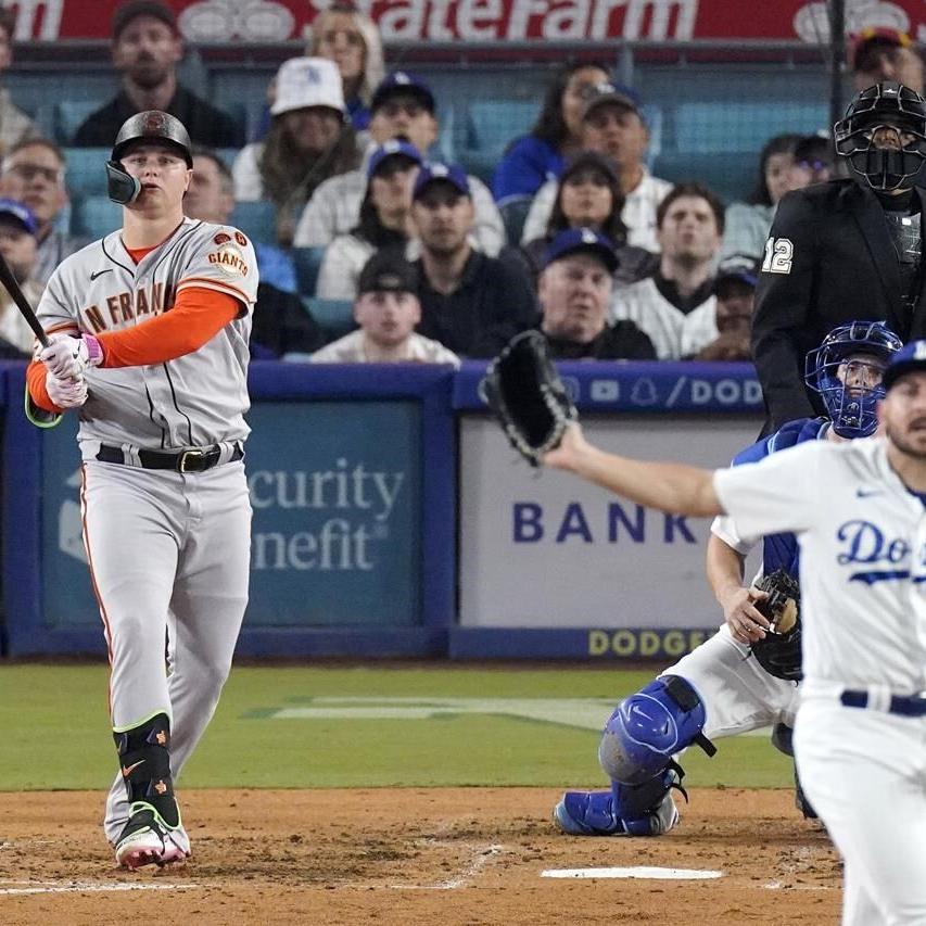 Dodgers capitalize on Giants, physical, mental blunders to win 7-2