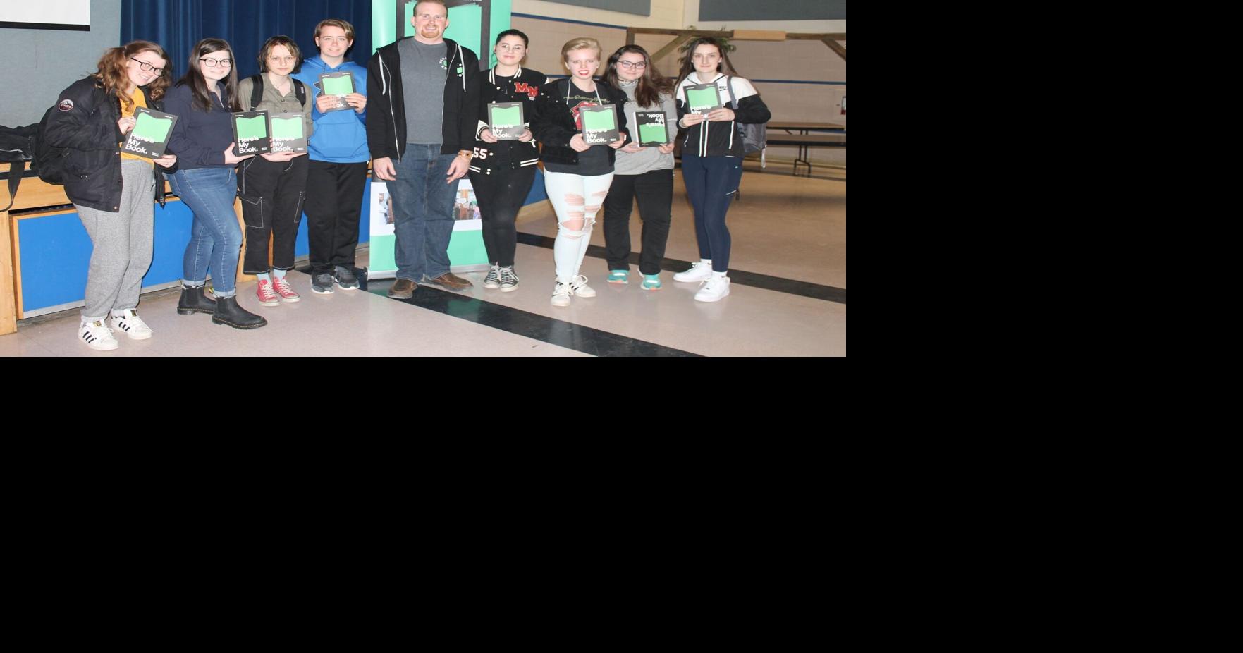 Author of ‘Can’t Read, Can’t Write, Here’s My Book’ visits Caledonia school
