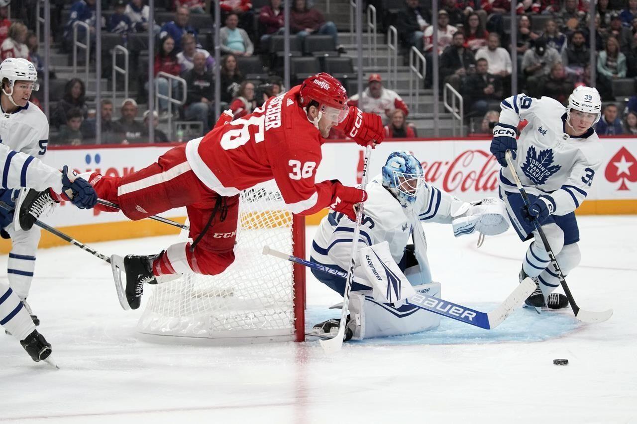 New acquisition Alex DeBrincat scores in debut but Detroit Red Wings still  lose season opener at New Jersey, 4-3